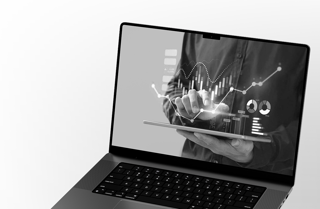 Real-Time Data Processing for E-Commerce Insights - Desktop Presentation